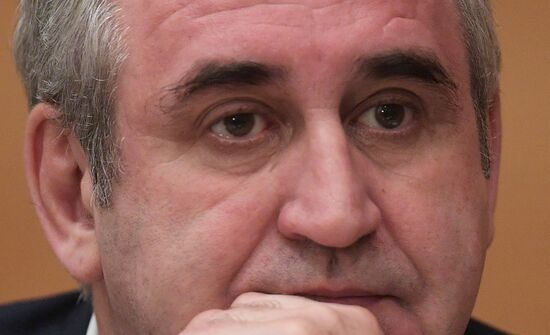 Пленарное заседание Госдумы, завершающее весеннюю сессию