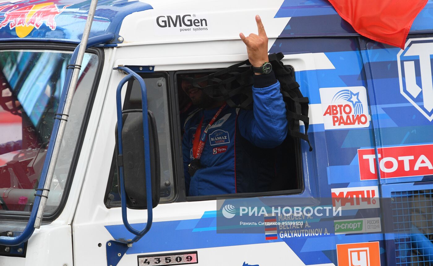 Финиш ралли «Шёлковый путь» на Красной площади