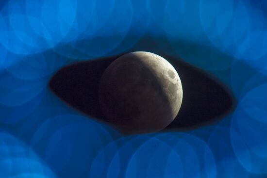 Полное лунное затмение