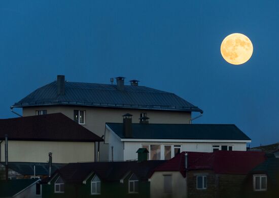 Полное лунное затмение