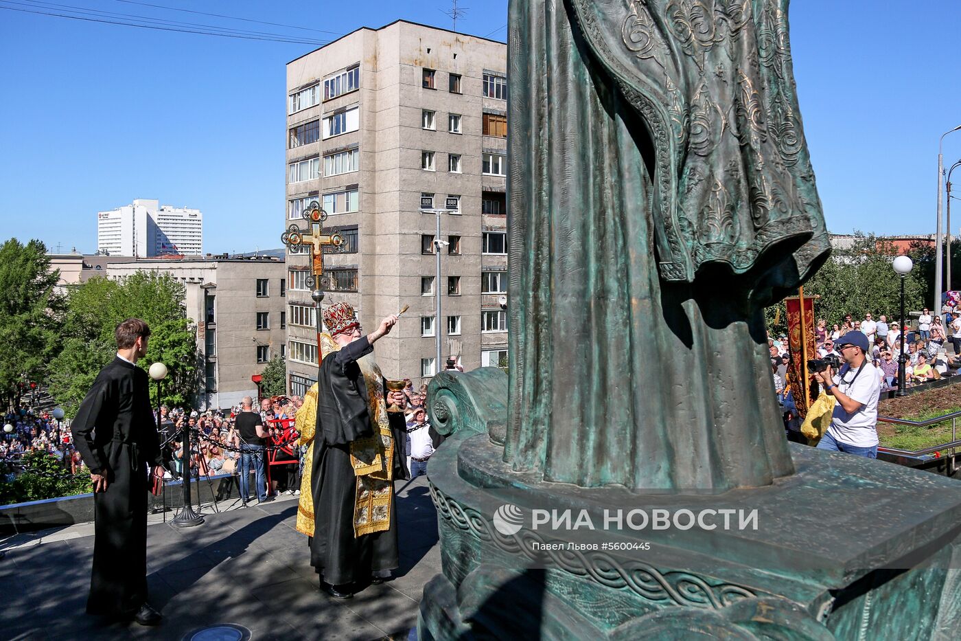 Открытие памятника Николаю Чудотворцу