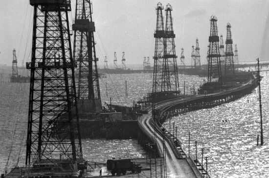 Нефтепромысел им. А. П. Серебровского