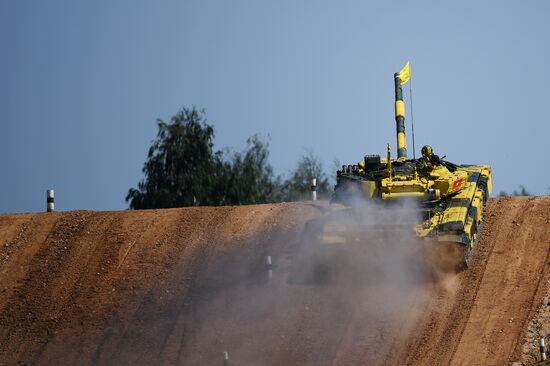 "Танковый биатлон-2018 ". Индивидуальная гонка. Первый этап 