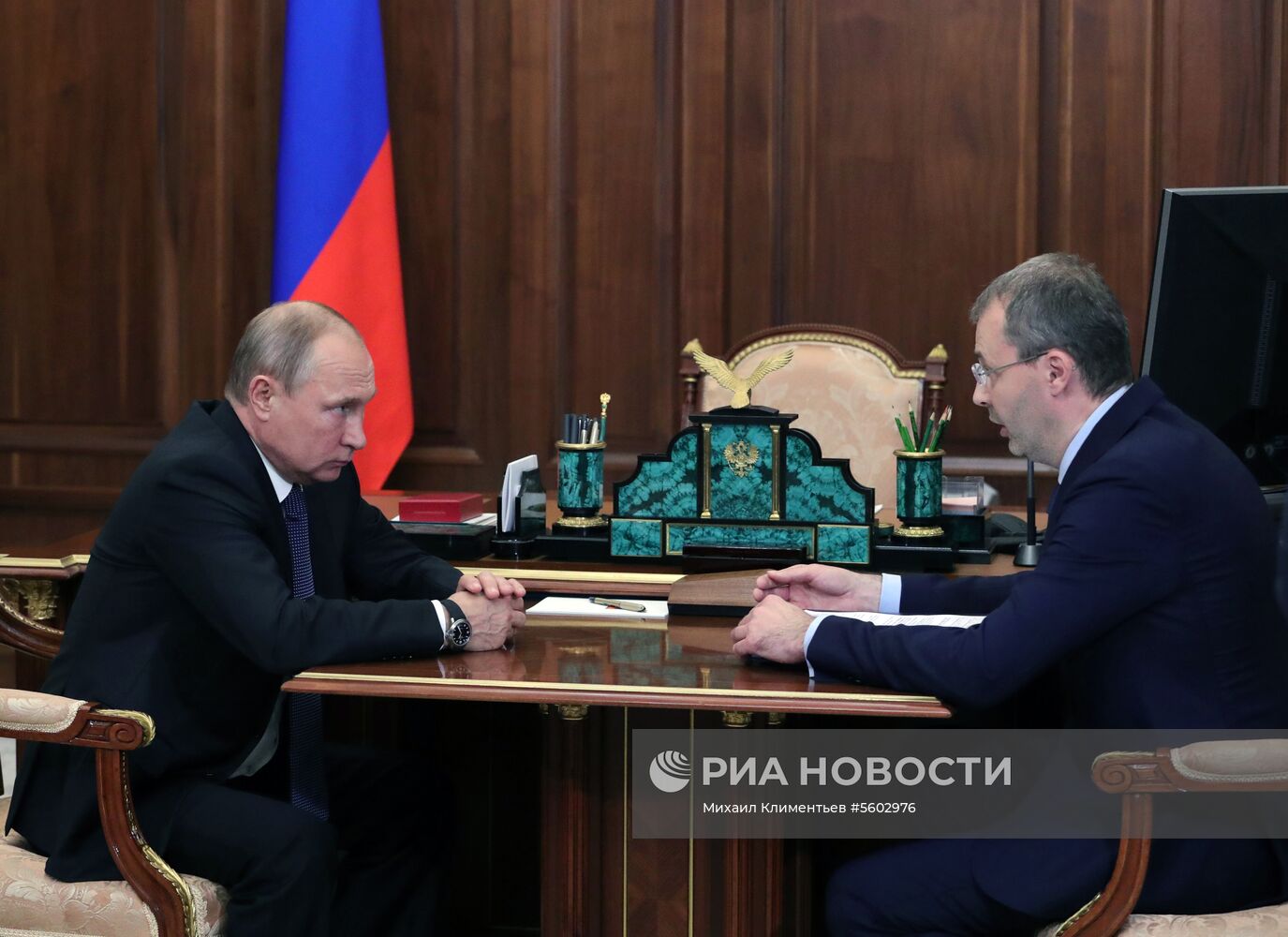 Президент РФ В. Путин встретился с губернатором Чукотского автономного округа Р. Копиным