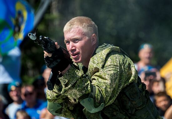 Празднование Дня ВДВ в регионах России 