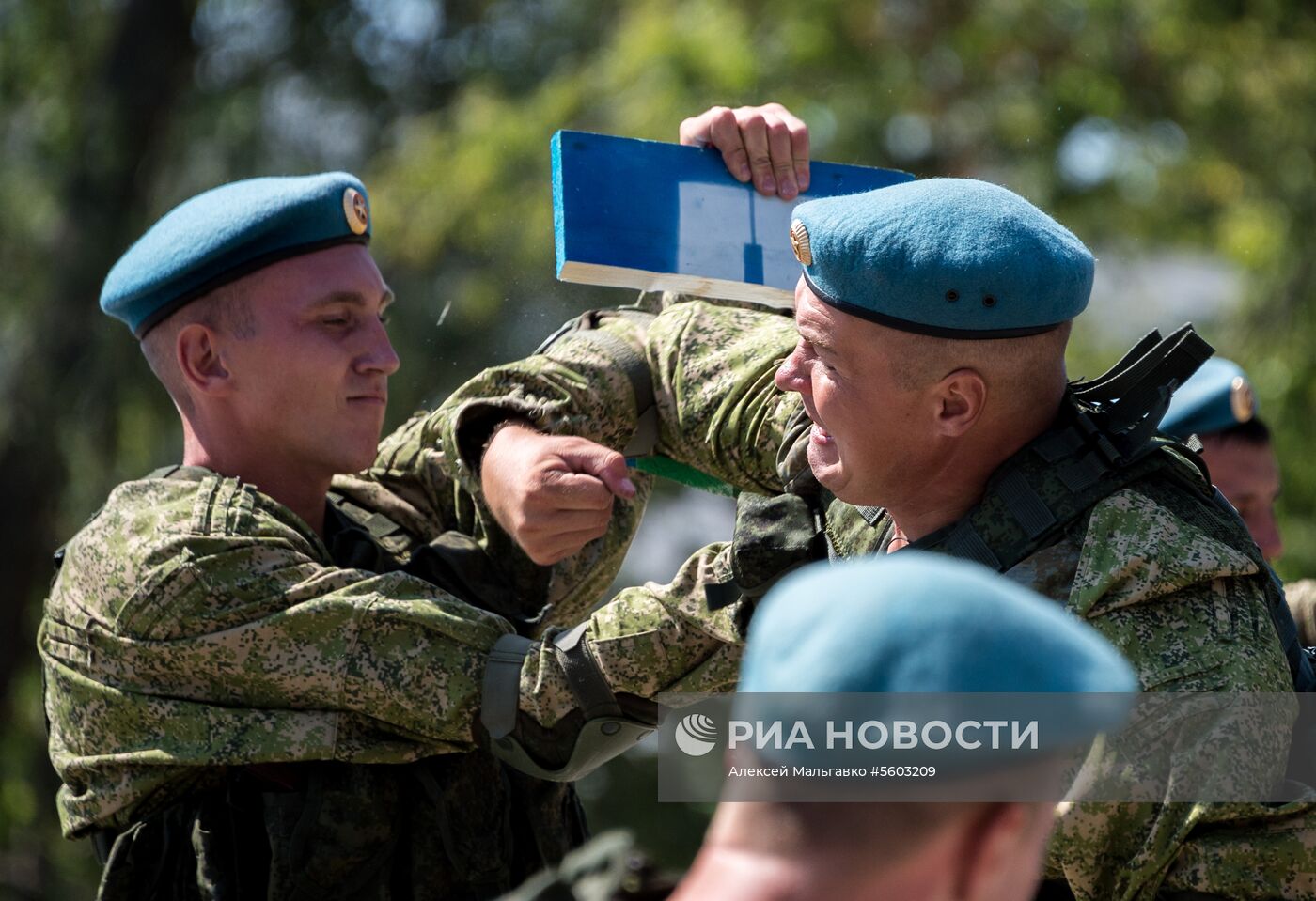 Празднование Дня ВДВ в регионах России 