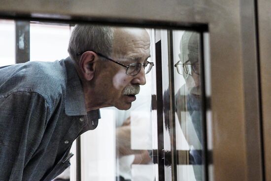 Рассмотрение жалобы на арест В. Кудрявцева