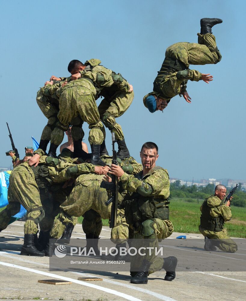 Празднование Дня ВДВ в регионах России  