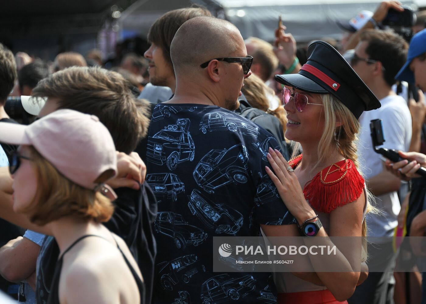 Музыкальный фестиваль "Пикник Афиши"