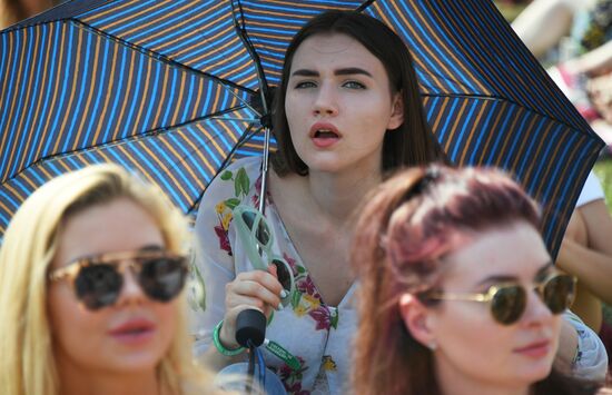 Музыкальный фестиваль "Пикник Афиши"