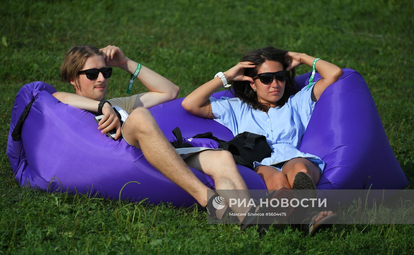 Музыкальный фестиваль "Пикник Афиши"