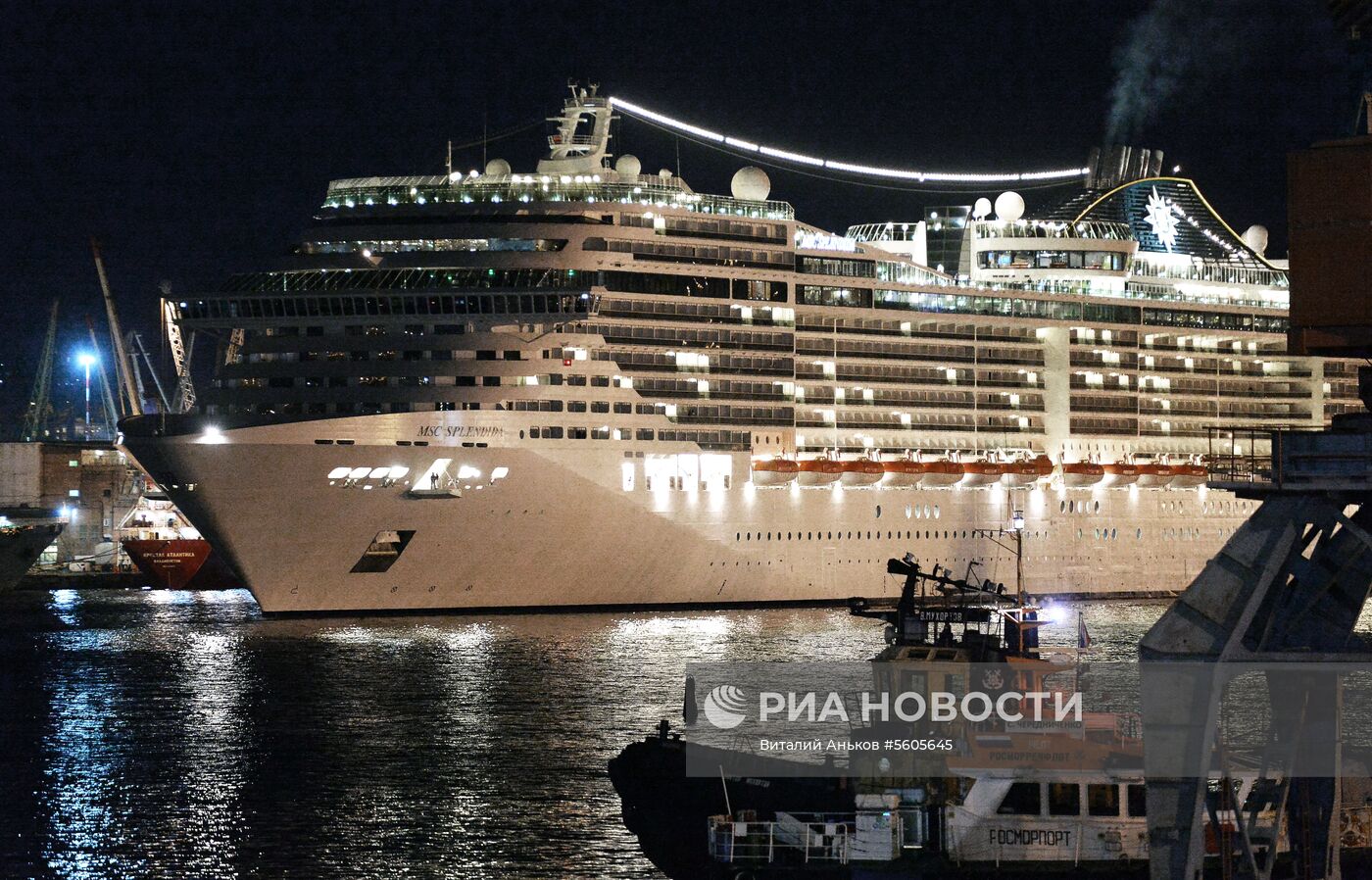 Прибытие суперлайнера MSC Splendida во Владивосток 