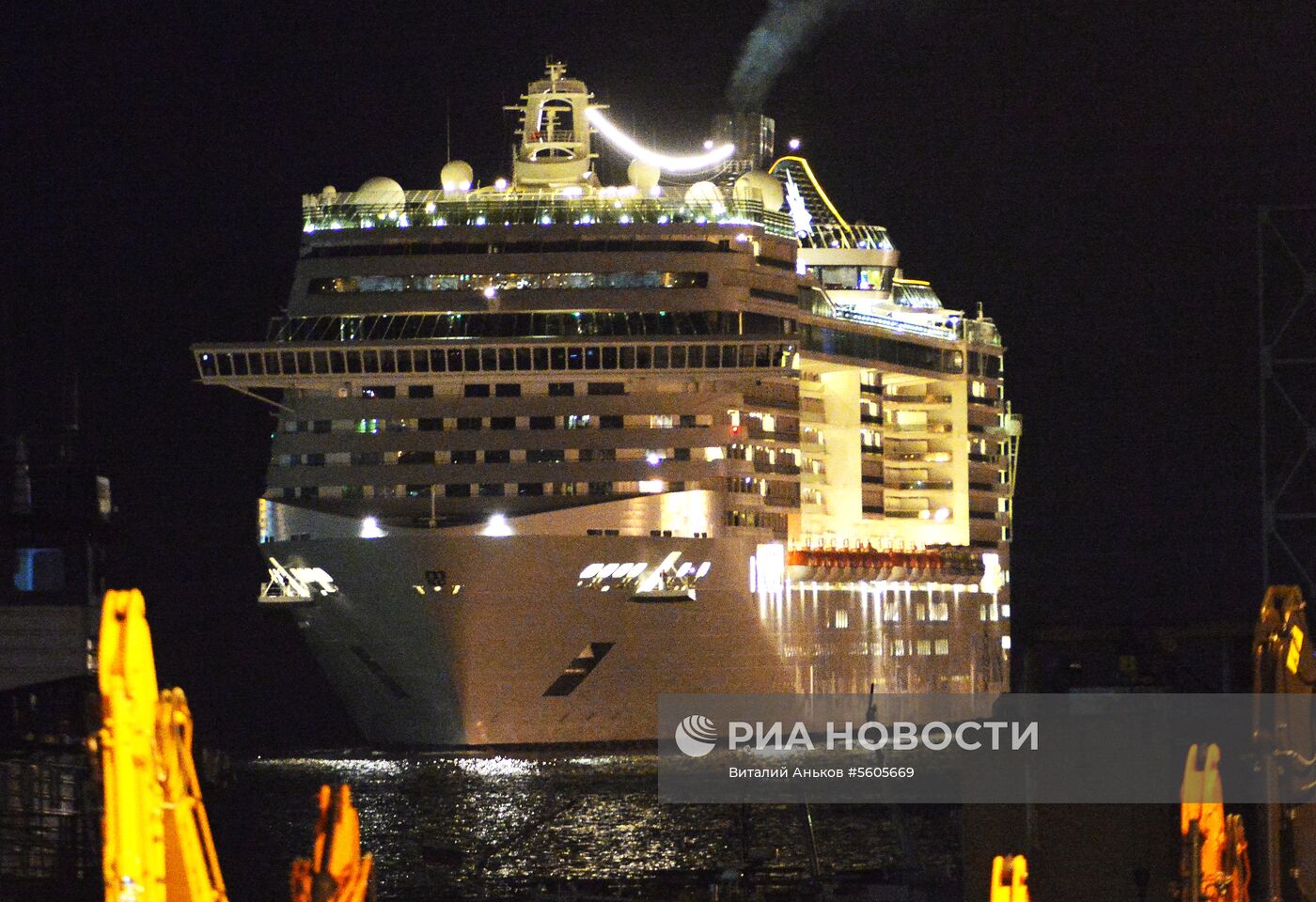 Прибытие суперлайнера MSC Splendida во Владивосток 