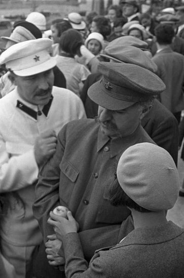 Авиационный парад в Тушино