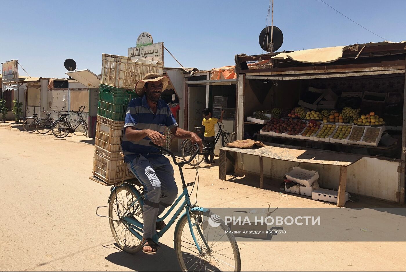 Лагерь сирийских беженцев "Заатари" на севере Иордании