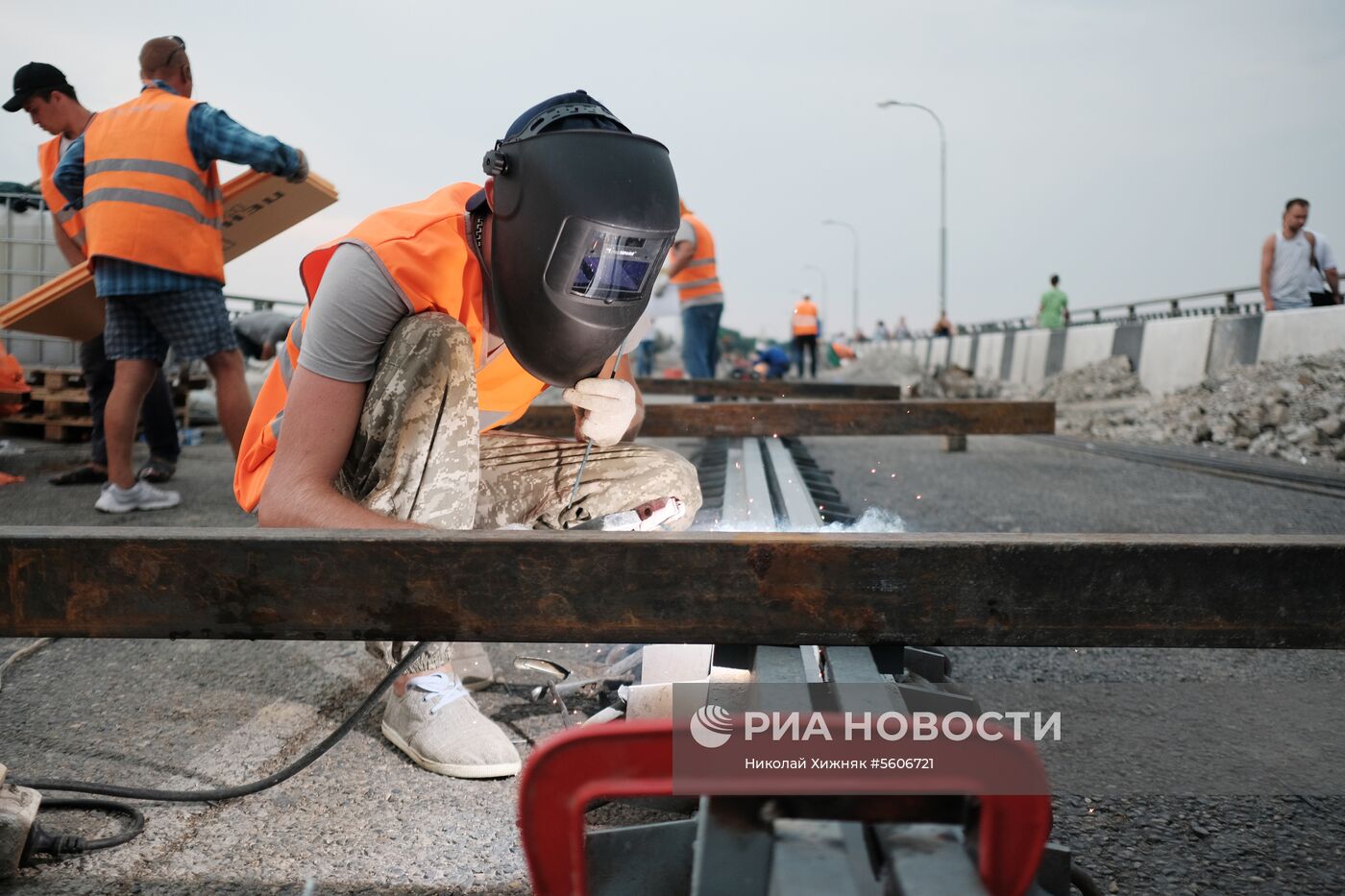 Ремонтные работы на Яблоновском мосту в Краснодарском крае
