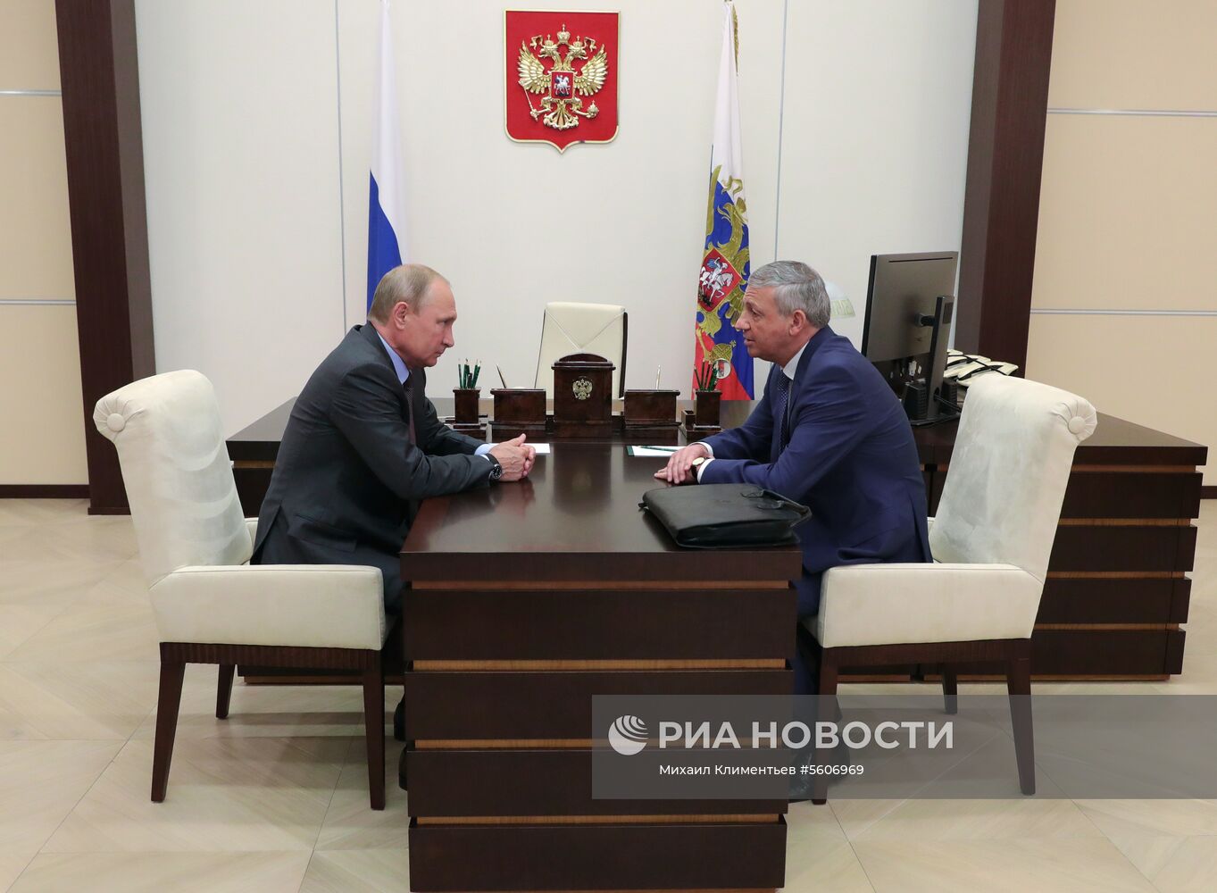 Президент РФ В. Путин встретился с главой Северной Осетии В. Битаровым 