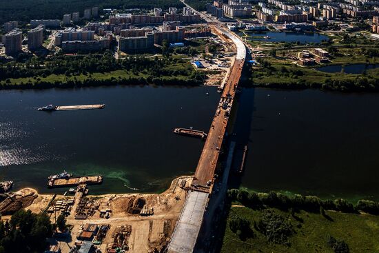 Строительство моста через Волгу в Дубне