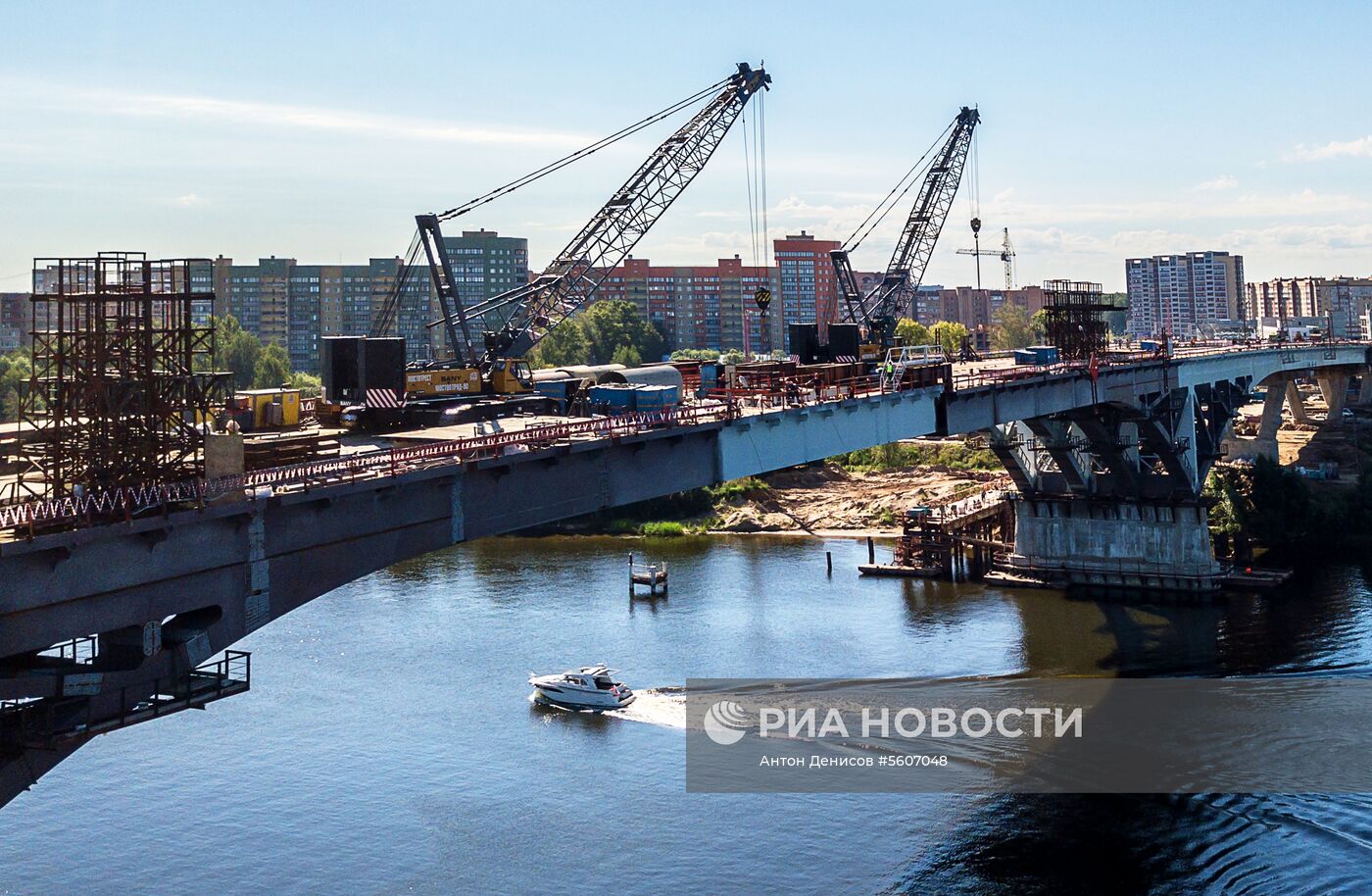 Строительство моста через Волгу в Дубне