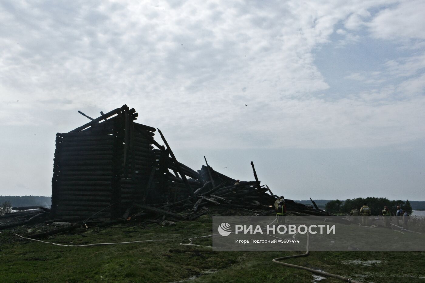 Успенская церковь XVIII века в Карелии полностью сгорела