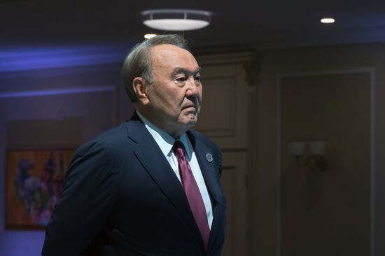Президент РФ В. Путин принимает участие в V Каспийском саммите в Актау (Казахстан)