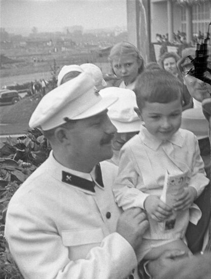 Л.Каганович