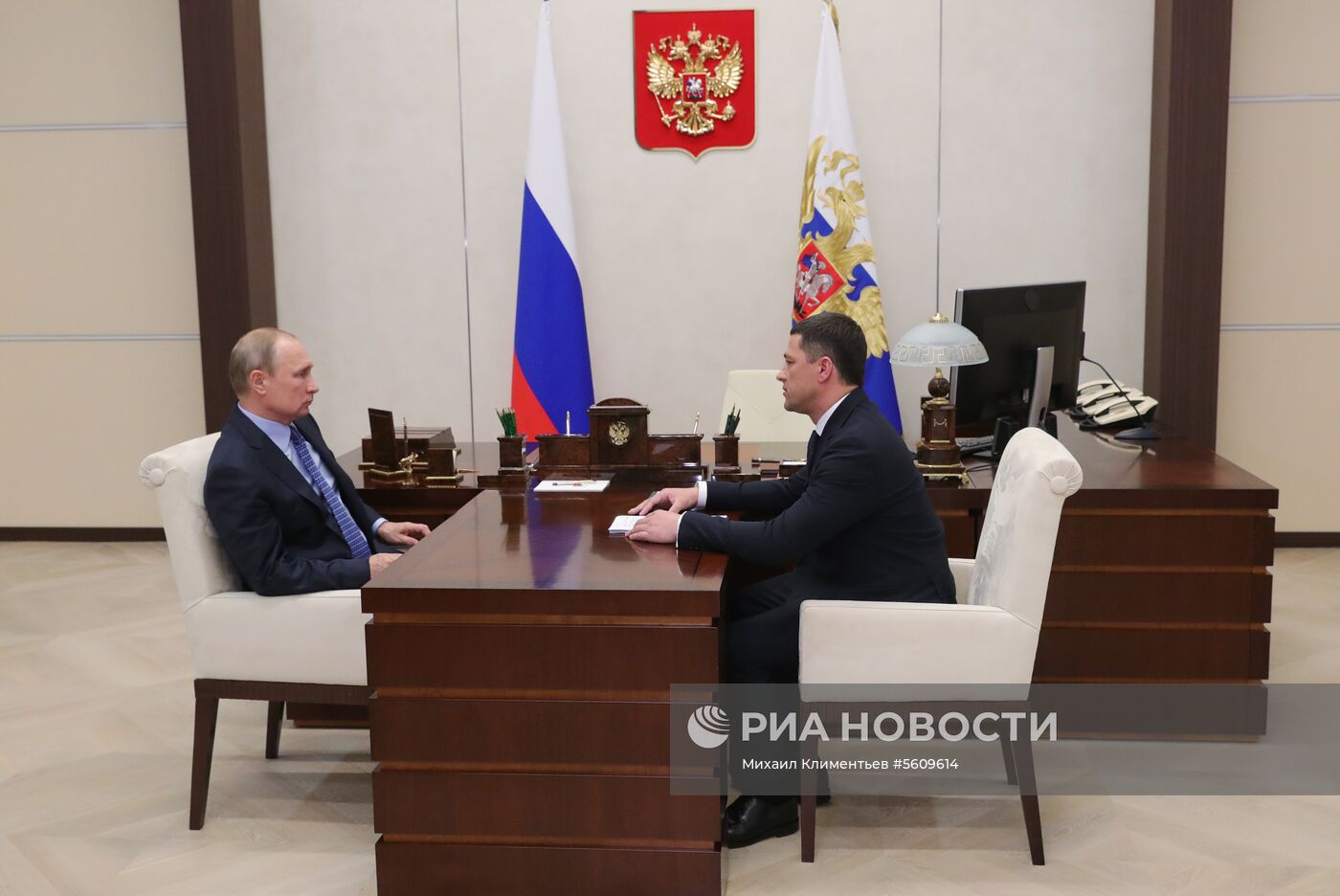 Президент РФ В. Путин встретился с врио губернатора Псковской области М. Ведерниковым