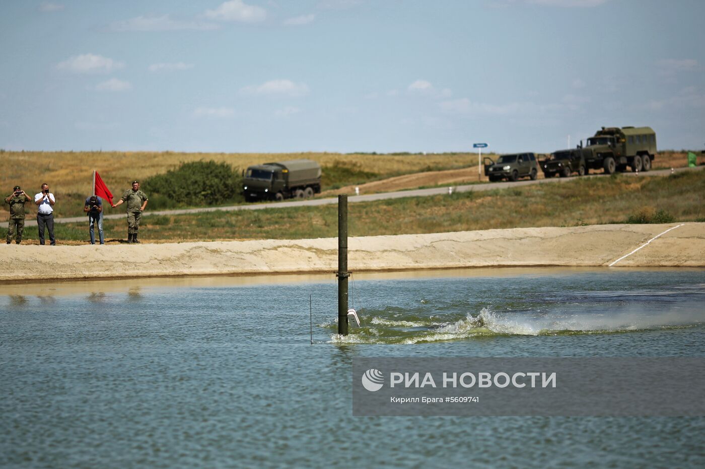 Учения танковых и мотострелковых подразделений ЮВО в Волгоградской области