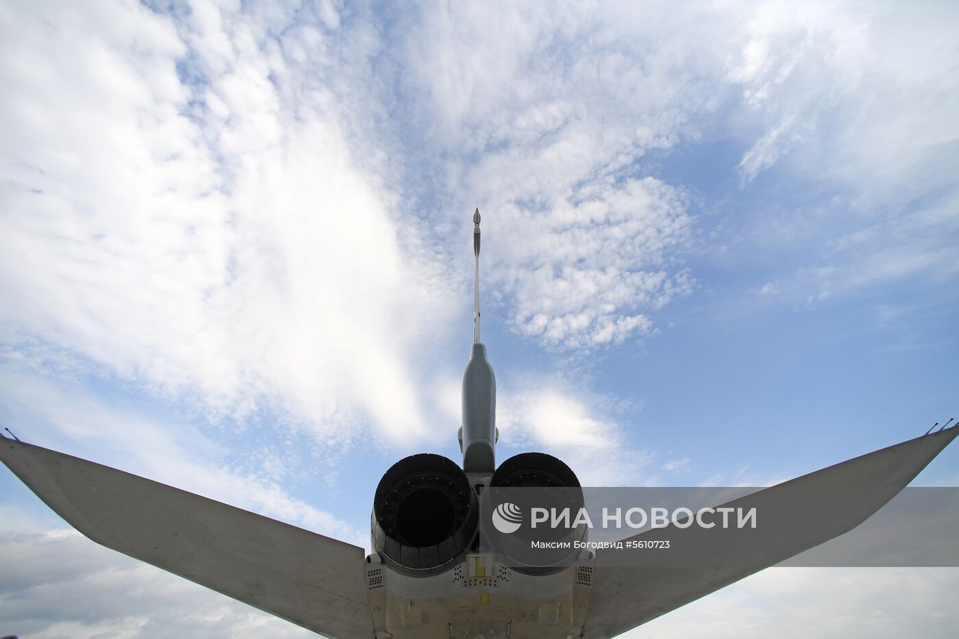 Выкатка российского ракетоносца-бомбардировщика Ту-22М3М в Казани