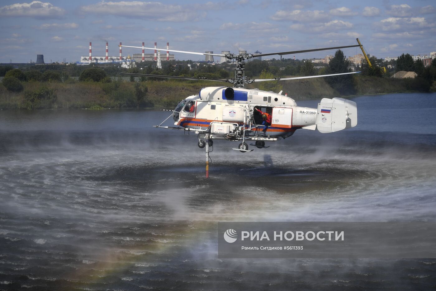 Показательные учения Департамента ГОЧСиПБ в честь Дня воздушного флота