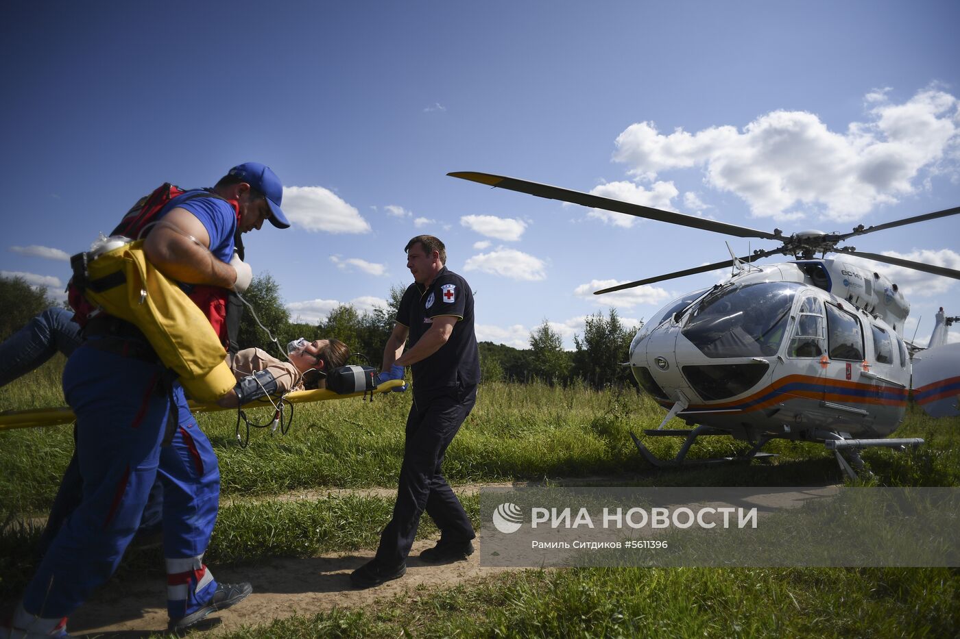 Показательные учения Департамента ГОЧСиПБ в честь Дня воздушного флота
