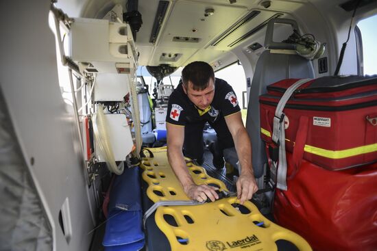 Показательные учения Департамента ГОЧСиПБ в честь Дня воздушного флота