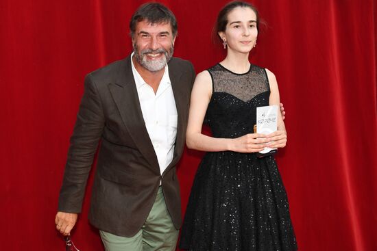 Фестиваль короткометражного кино "Короче"