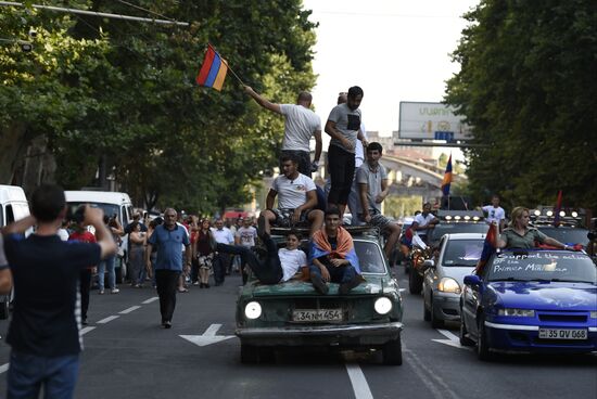Митинг по случаю 100 дней премьерства Никола Пашиняна в Ереване