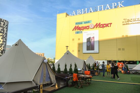 Глэмпинг на крыше ТЦ "Авиапарк"