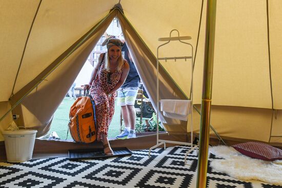 Глэмпинг на крыше ТЦ "Авиапарк"