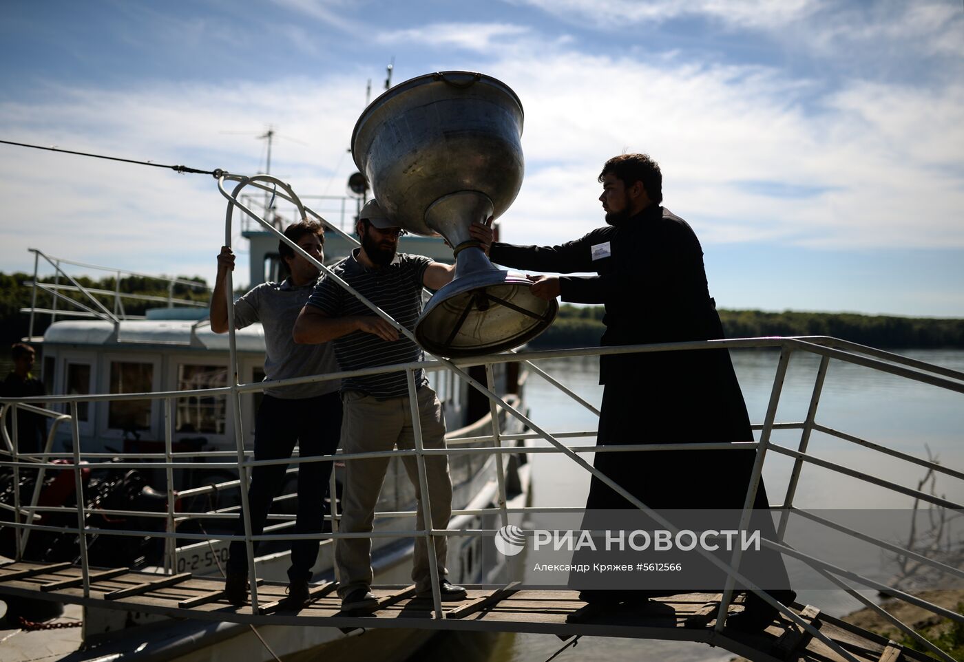 Корабль-церковь "Святой апостол Андрей Первозванный"