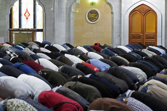 Празднование Курбан-Байрама в городах России