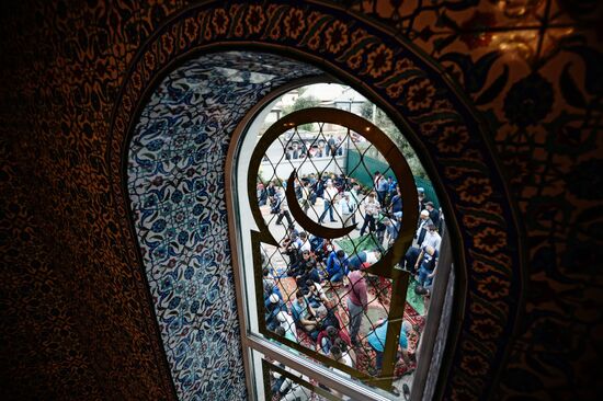 Празднование Курбан-Байрама в городах России 