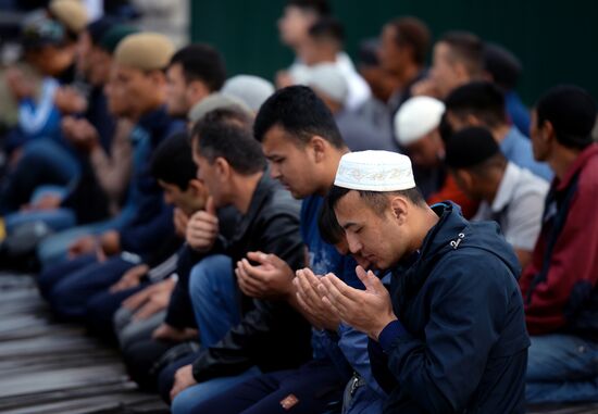 Празднование Курбан-Байрама в городах России 