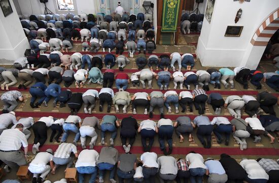 Празднование Курбан-Байрама в городах России