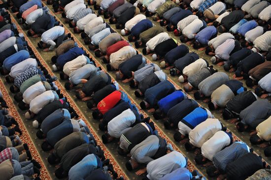 Празднование Курбан-Байрама в городах России