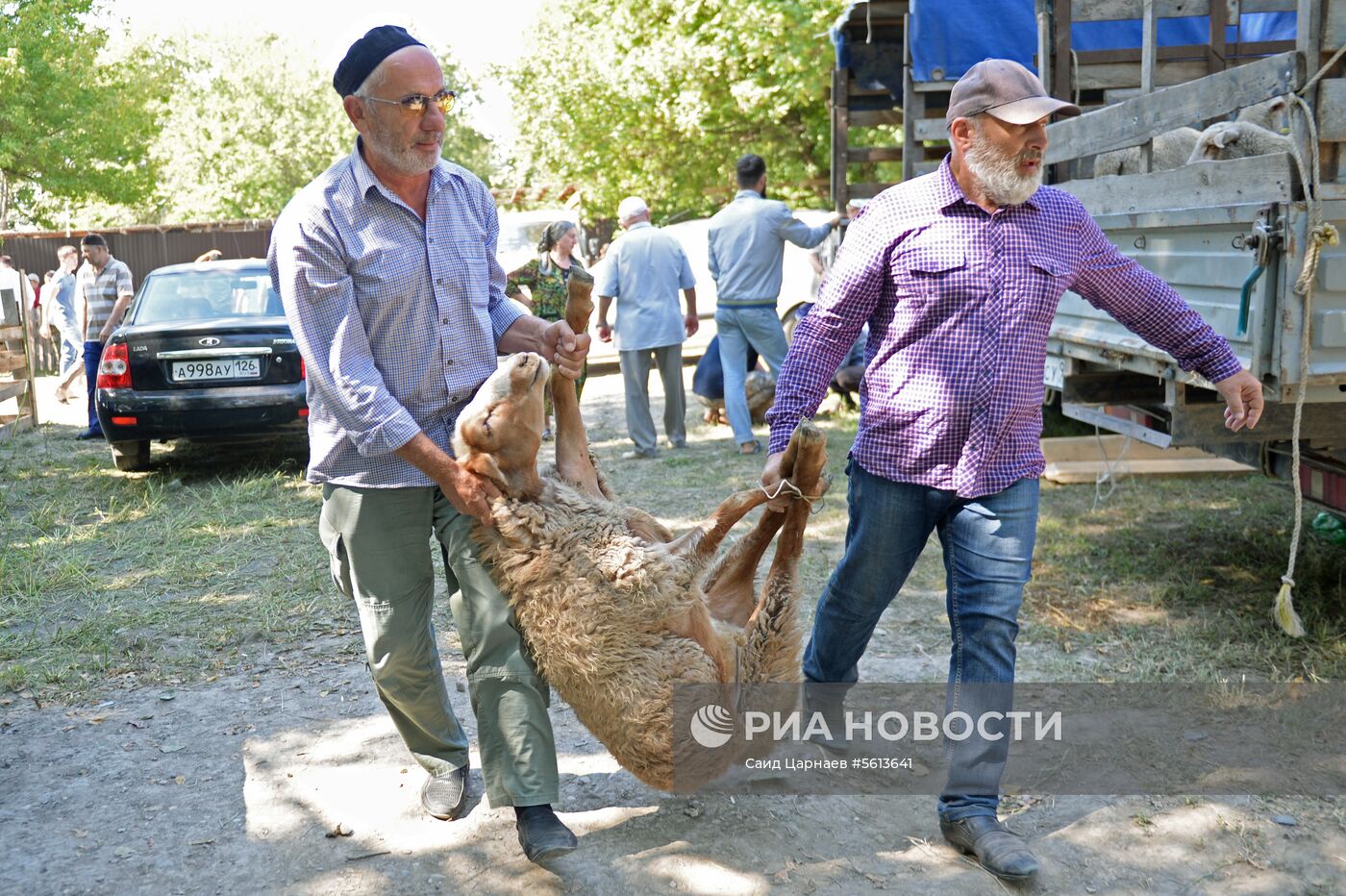 Празднование Курбан-Байрама в городах России