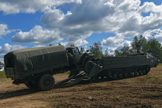 IV Международный военно-технический форум «Армия-2018». День второй