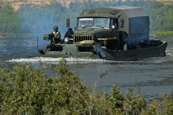 IV Международный военно-технический форум «Армия-2018». День второй