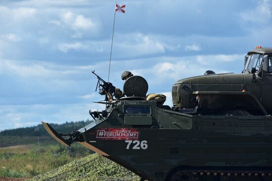 IV Международный военно-технический форум «Армия-2018». День второй