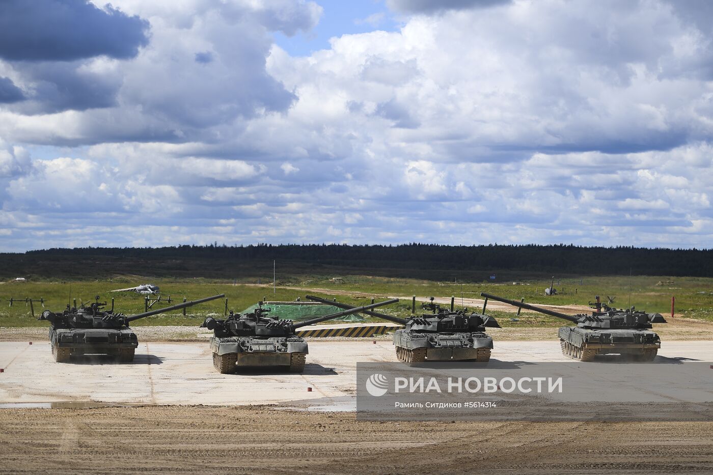 IV Международный военно-технический форум "Армия-2018". День второй