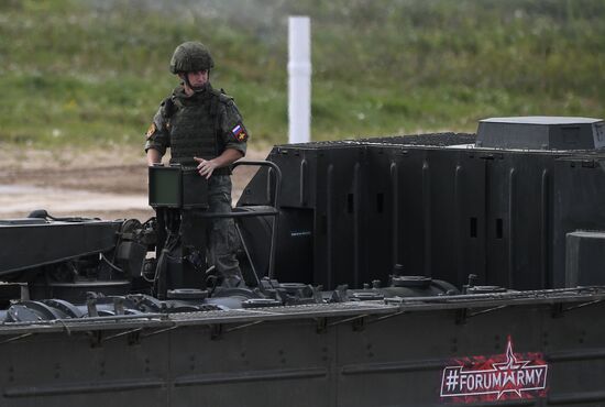 IV Международный военно-технический форум "Армия-2018". День второй