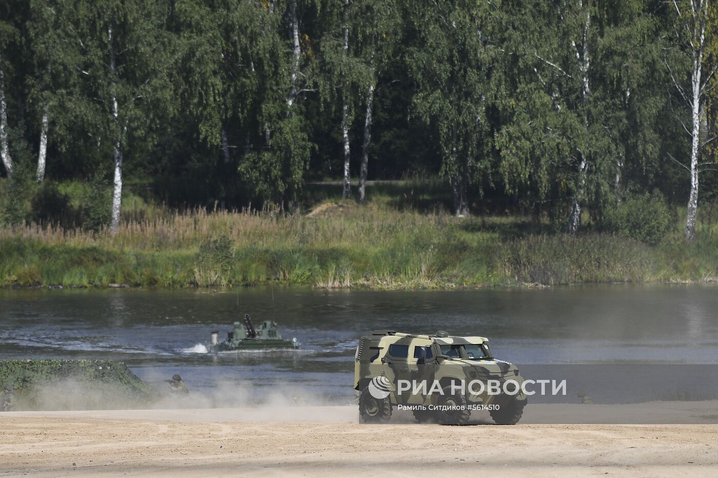 IV Международный военно-технический форум "Армия-2018". День второй