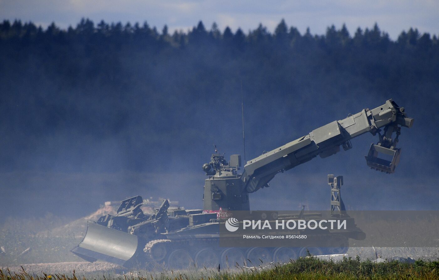 IV Международный военно-технический форум "Армия-2018". День второй